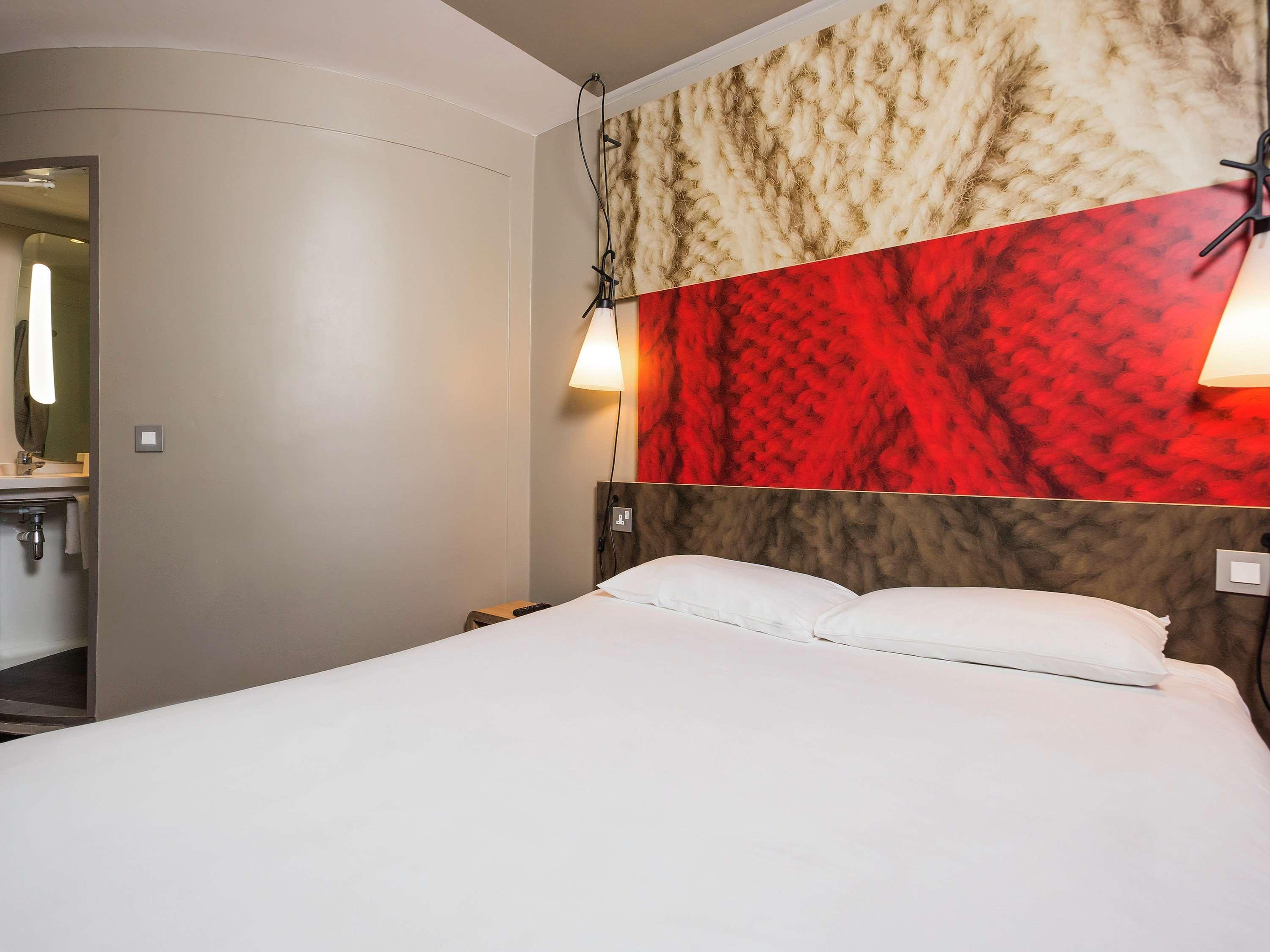 Ibis Sheffield City Exterior photo