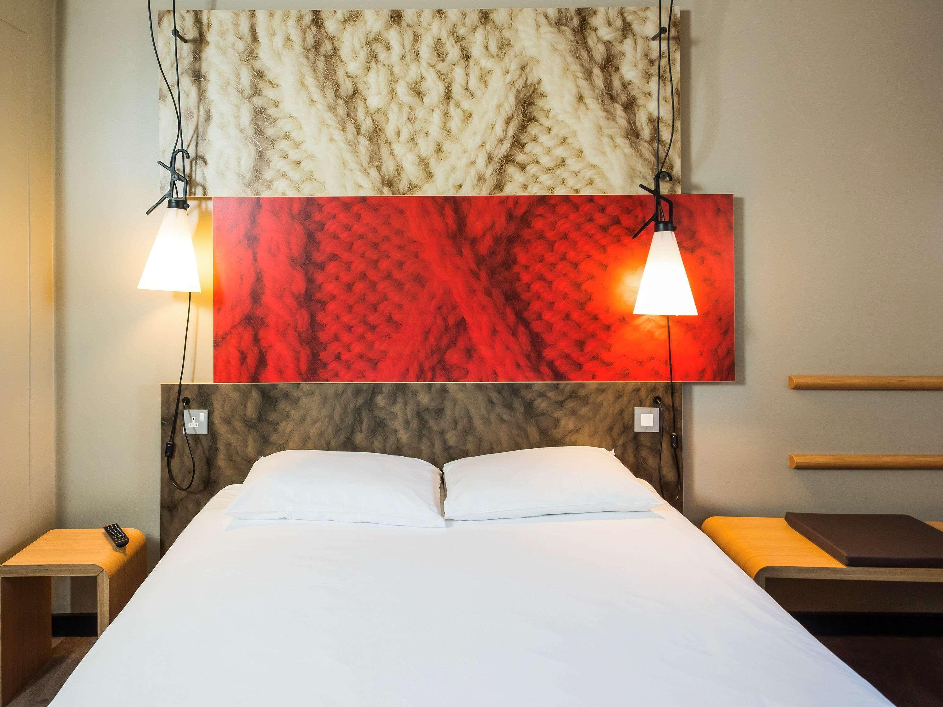 Ibis Sheffield City Exterior photo